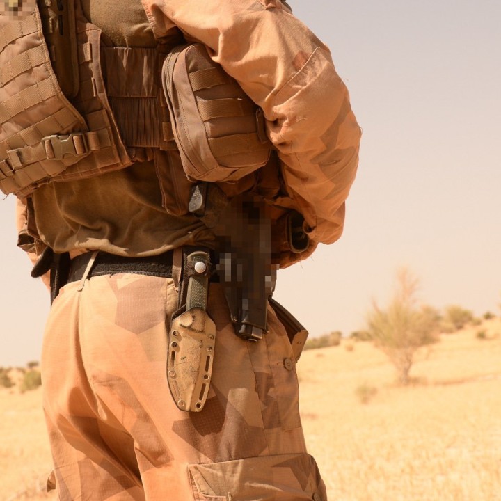 Knv Knife in action